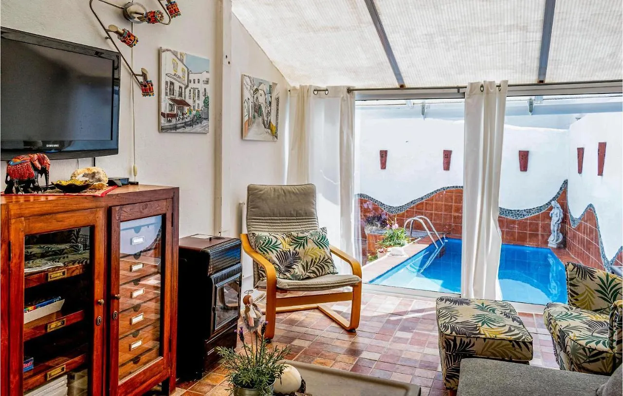 Stunning Home In Sayalonga Holiday home